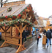 NEU am Rindermarkt: Die Münchner Weinstub'n auf dem Münchner Christkindlmarkt 2019 bietet Glühweine in Biowinzer-Qualität